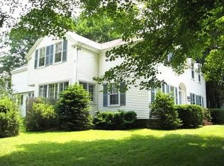 31 Fountain St, Clinton, NY 13323