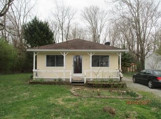 38 Calm St, Delaware, OH 43015