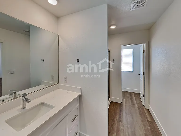 5865 Iron Islands St — Photo 11