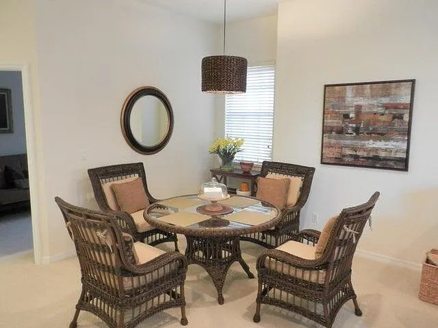 2 bed, 2.0 bath, 1421 sqft, $3,000 — Photo 4
