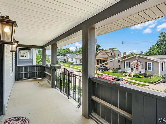 4th image of 2514 Gerhard Ave