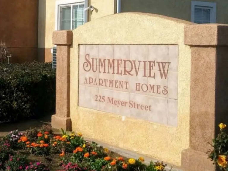 Summerview Apartments — Photo 2
