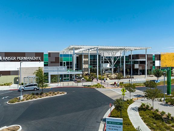 Minutes to Kaiser Permanente R Murrieta Medical Offices