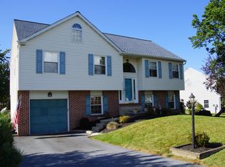 2202 Rabbit Run, Gilbertsville, PA 19525