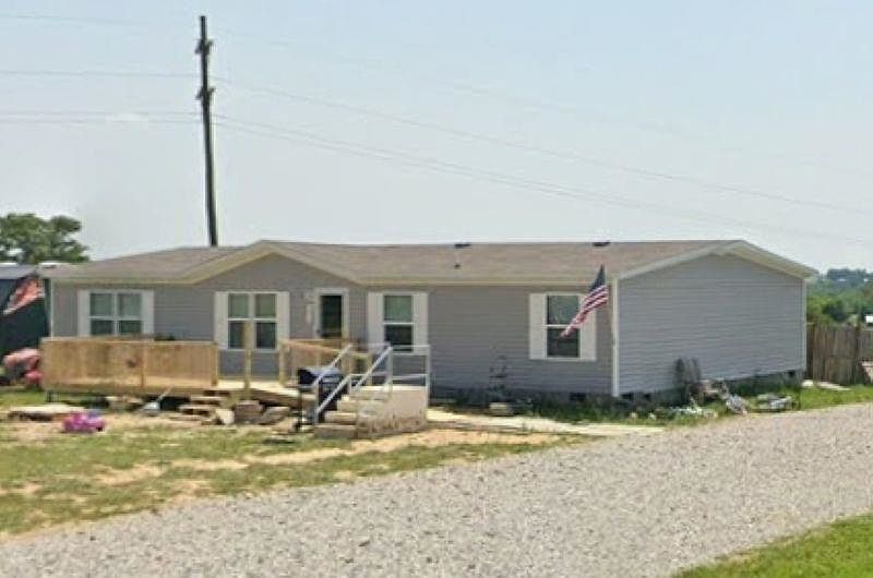 1st image of 341 Glover Hills Ln