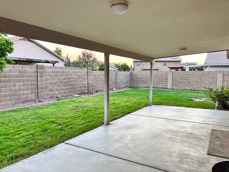 3041 W Horsham Dr — Photo 39