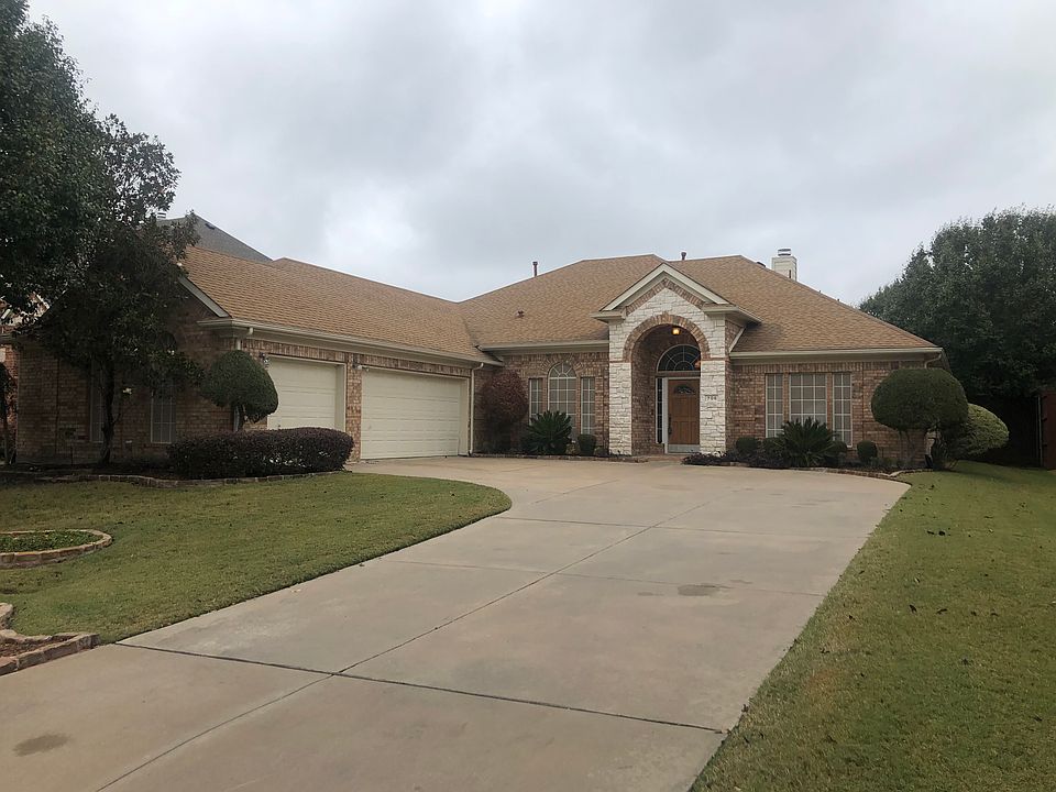 1st image of 706 Walnut Hollow Dr