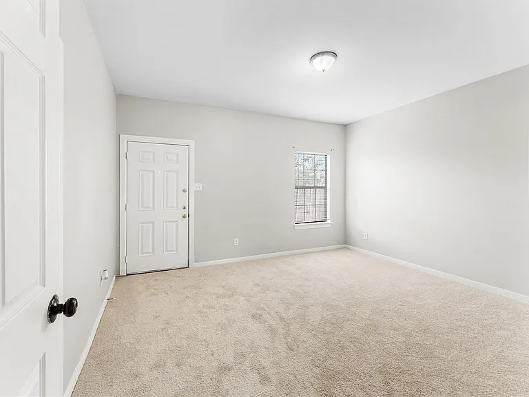 9610 Buffum St #B — Photo 16