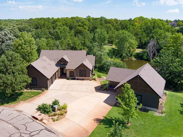 1619 Overlook Dr, Salina, KS 67401