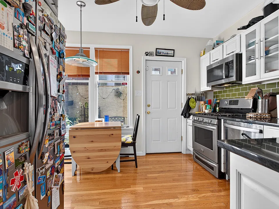 705 S Hutchinson St #TOWNHOUSE