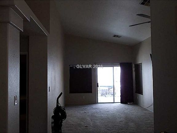 5th image of 5721 Royal Castle Ln