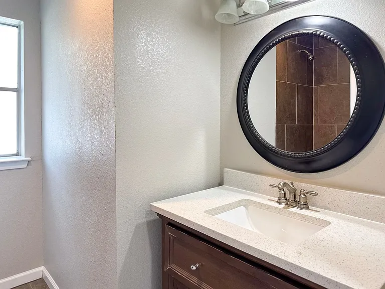 52083 Finley Rd — Photo 17