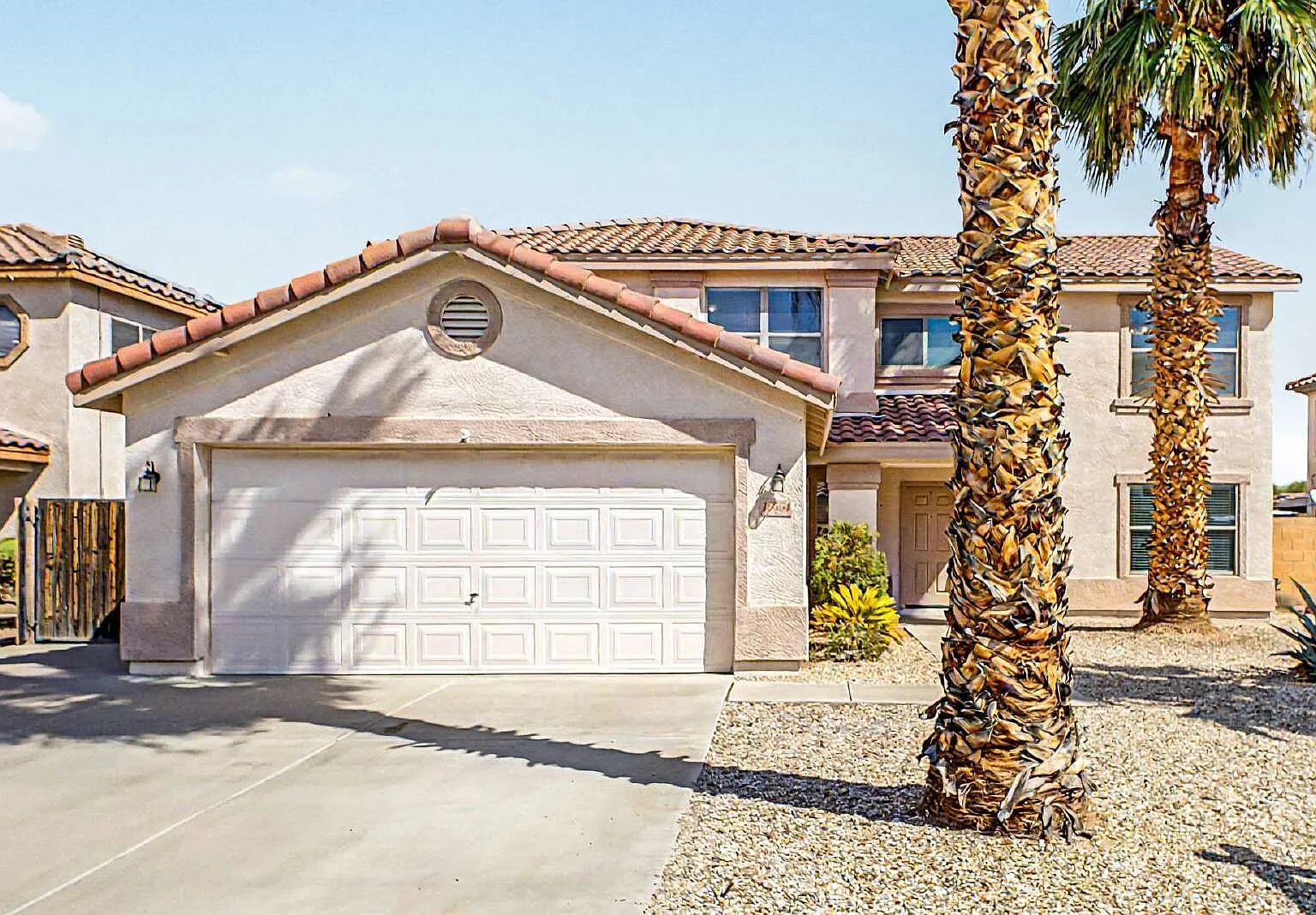 4 bed, 2.5 bath, 2889 sqft, $2,550 — Photo 3