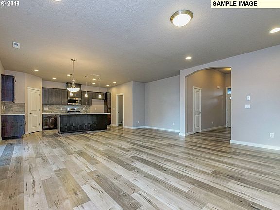 4th image of 12625 NE 109th St