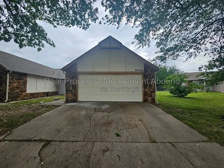 8009 N 117th East Ave — Photo 2
