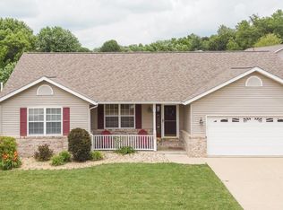 504 Osage Dr, O'Fallon, IL