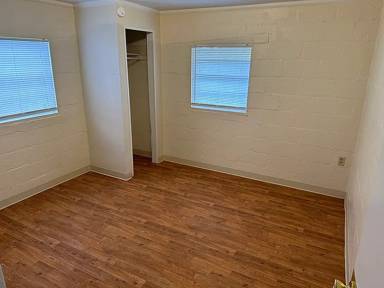 1301 N Millwood Ave #1 — Photo 3