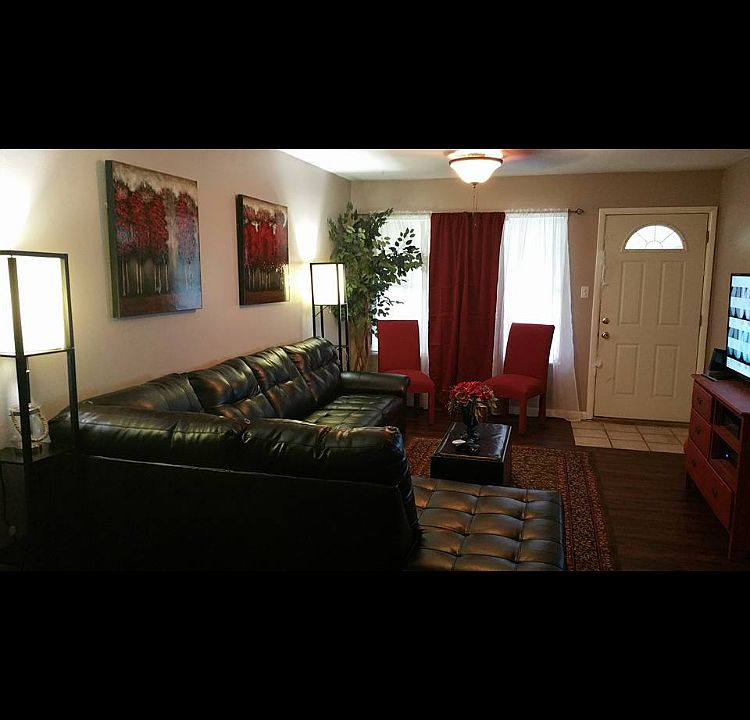 2nd image of 1319 Sunset Rd