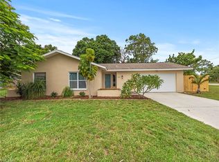 8901 Andover St, Fort Myers, FL 33907