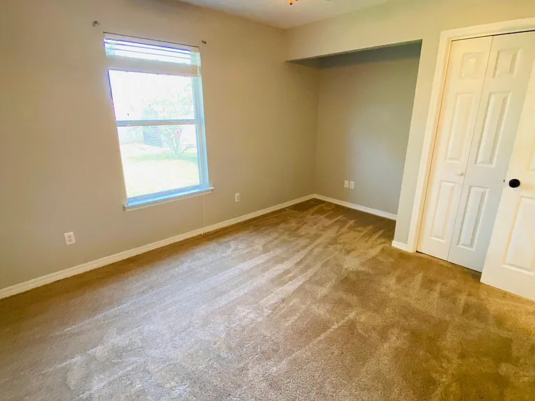 425 Mara Dr — Photo 25