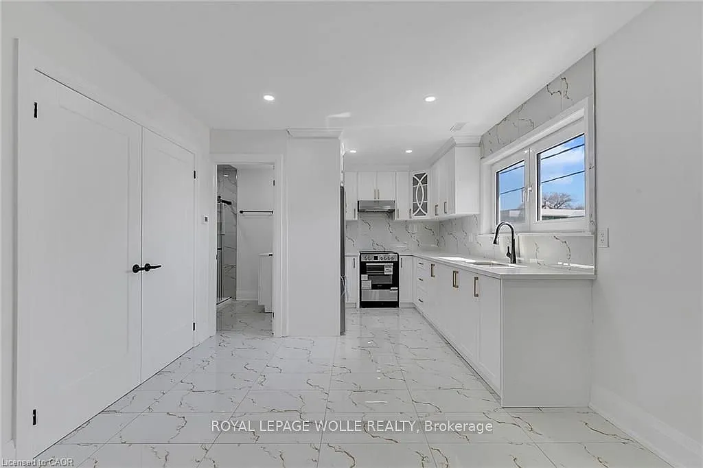 2 bed, $2,100 — Photo 4