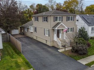 5 Lehigh Ave, Edison, NJ 08837