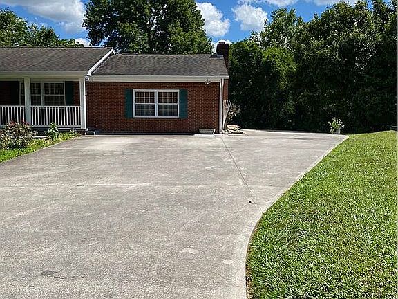 2nd image of 6752 Greenbrook Dr