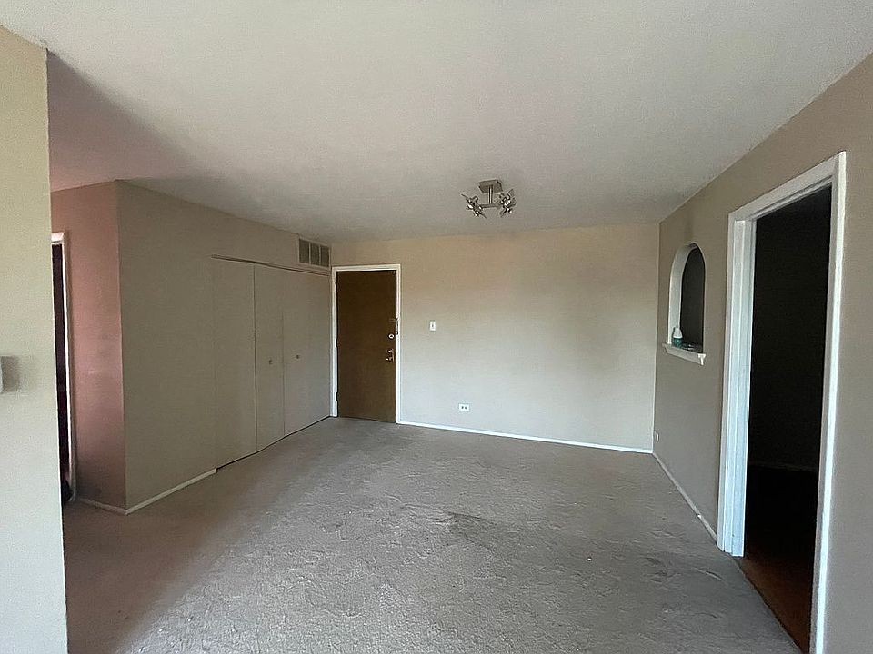 1st image of 200 Park Ave