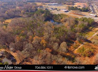 1000 Chestnut Ln, Matthews, NC 28104