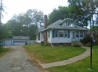 2109 Eggleston Rd, Rockford, IL 61108