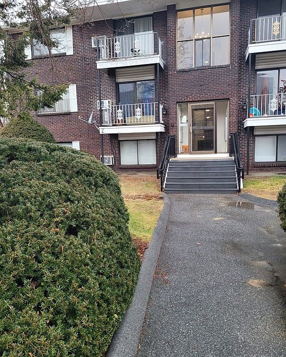 1st image of 260 E Haverhill St APT 2