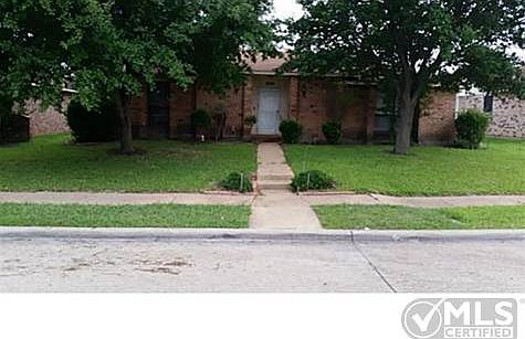 1st image of 1024 Field Trail Dr