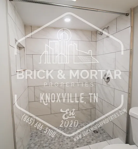 1008 E Harper Ave — Photo 16