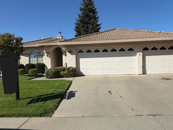 1390 Ranch House St, Oakdale, CA 95361