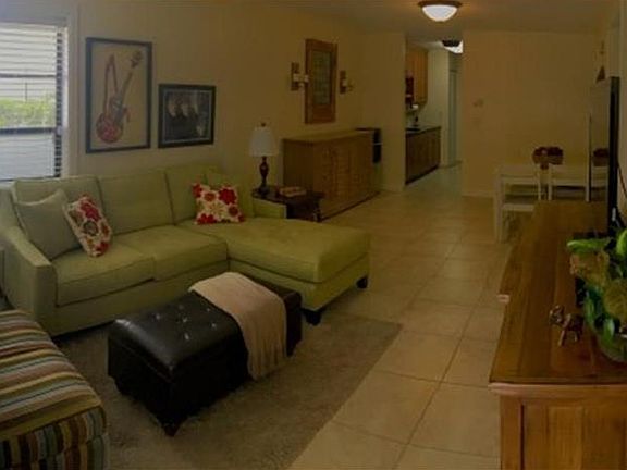 3rd image of 13608 S Village Dr #8106