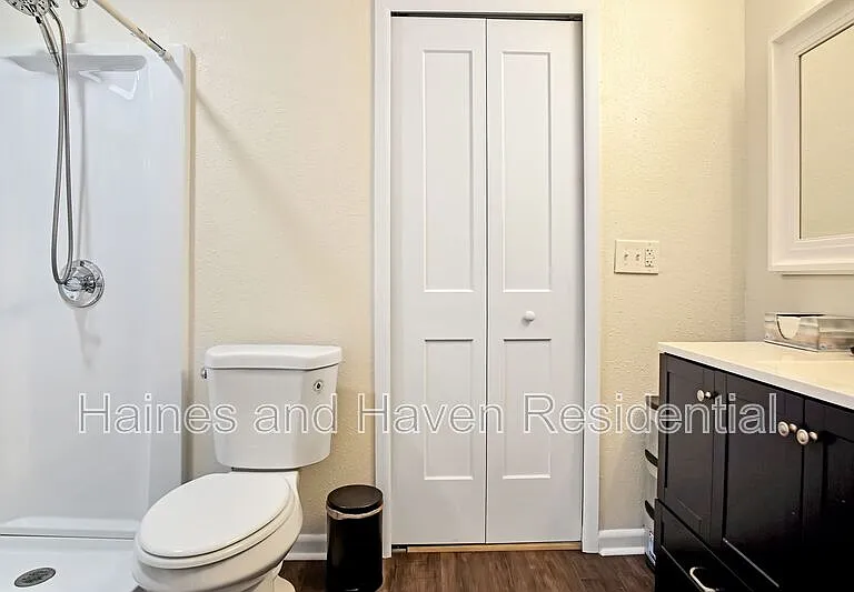 120 Chesney Blvd — Photo 18