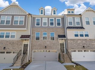 1011 Lathrop Ln, Apex, NC 27523