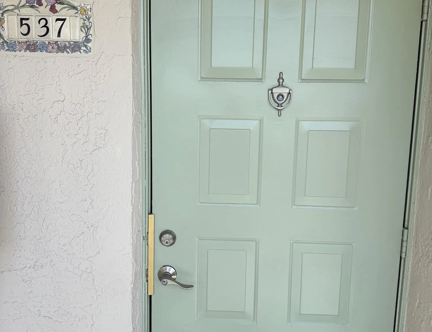 2 bed, 2.0 bath, 1191 sqft, $2,500 — Photo 2