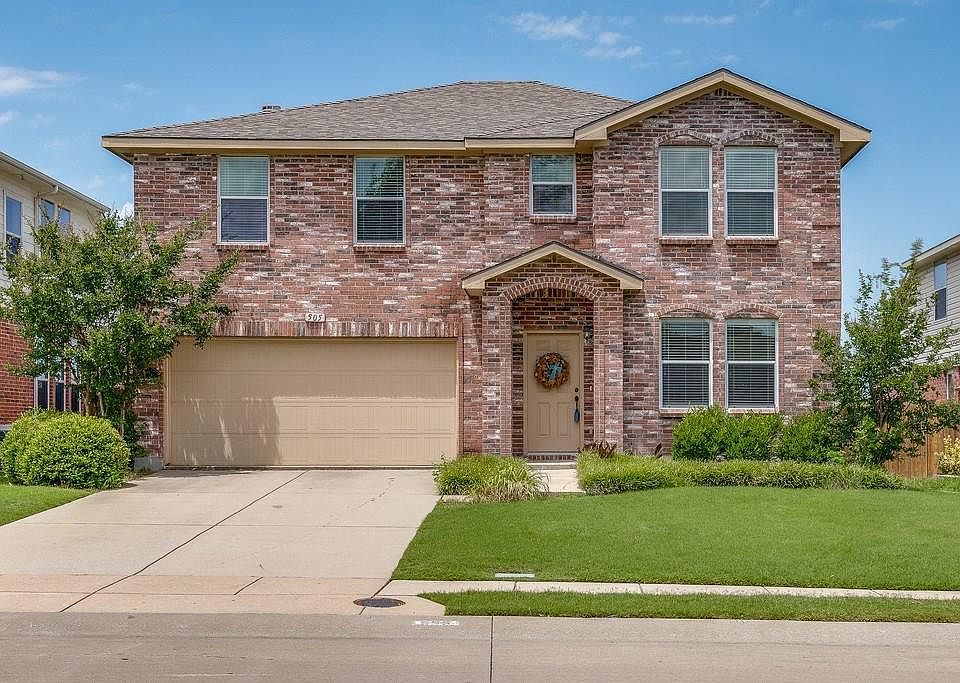 1st image of 505 Lewis Canyon Ln