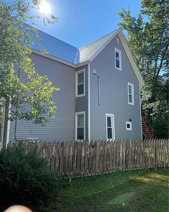 2nd image of 4 Hamilton St