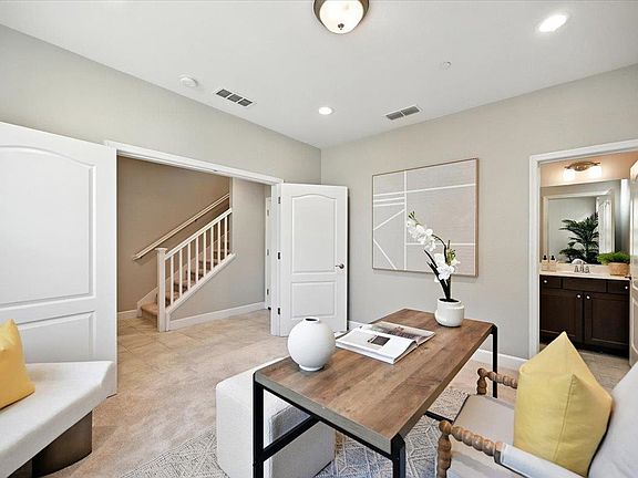 5th image of 437 Ryan Ter