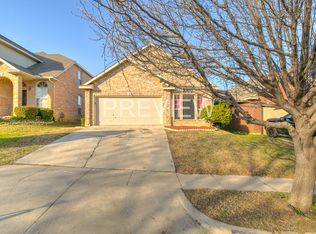 4925 Lodgepole Ln, Fort Worth, TX 76137