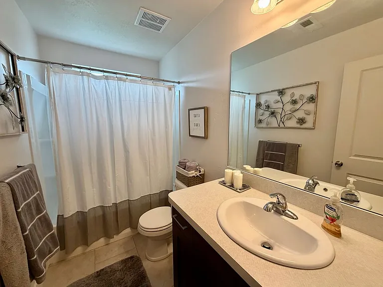 263 E Kirsten Ln — Photo 8