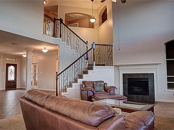 4th image of 8202 Groveland Hills Dr