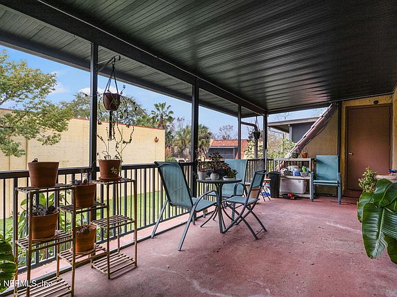 3rd image of 6528 VALEROSA Court #4