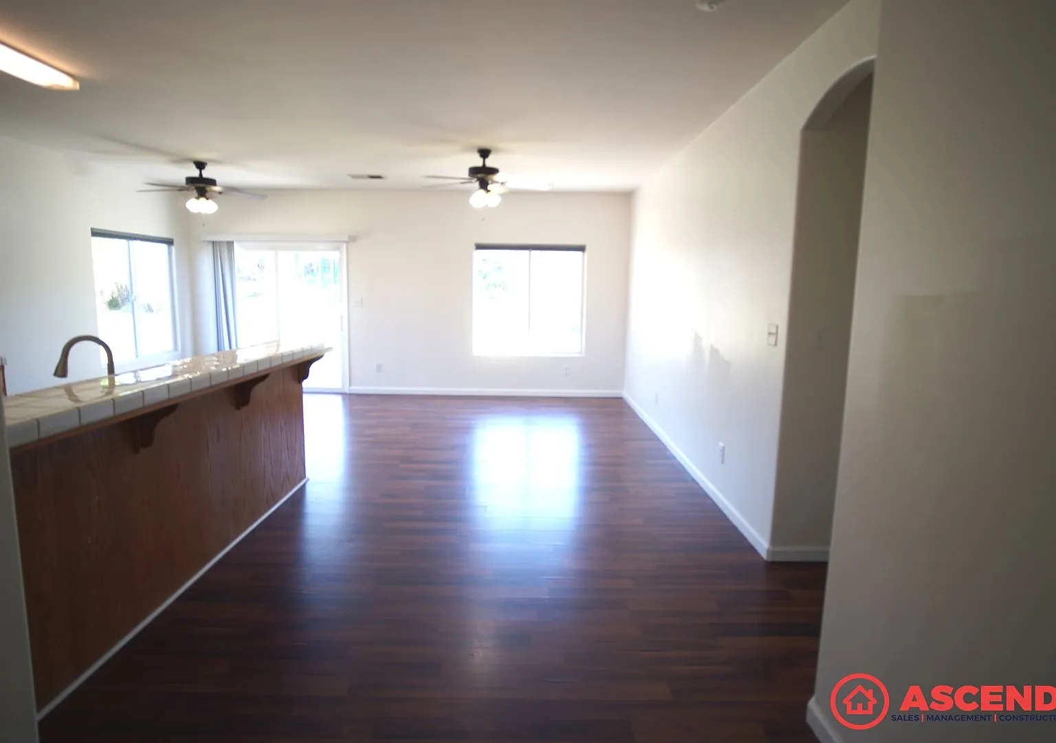 Lovely Home in East Bakersfield! — Photo 3