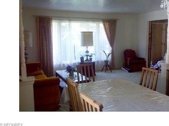 4th image of 2724 Burden Dr