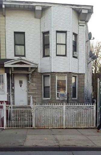 1st image of 16816 Liberty Ave