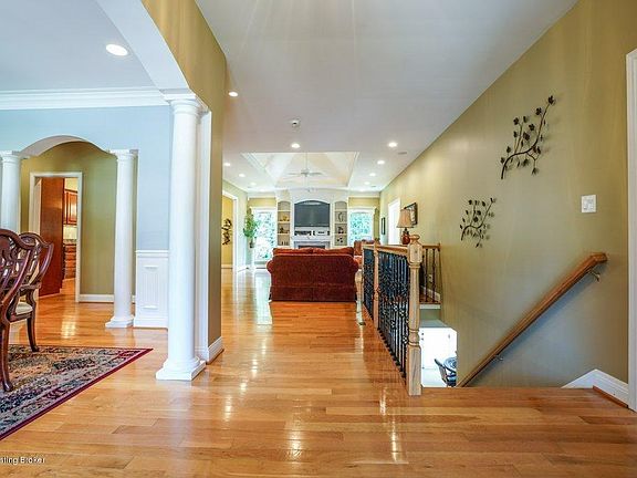 4th image of 12531 Valley Pine Dr