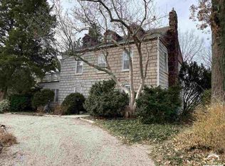 1298 N 1135th Rd, Lawrence, KS 66047